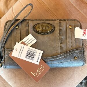 b.o.c. NWT Charcoal Gray Wristlet Clutch/Wallet 2 top zippers, cards, coins etc.